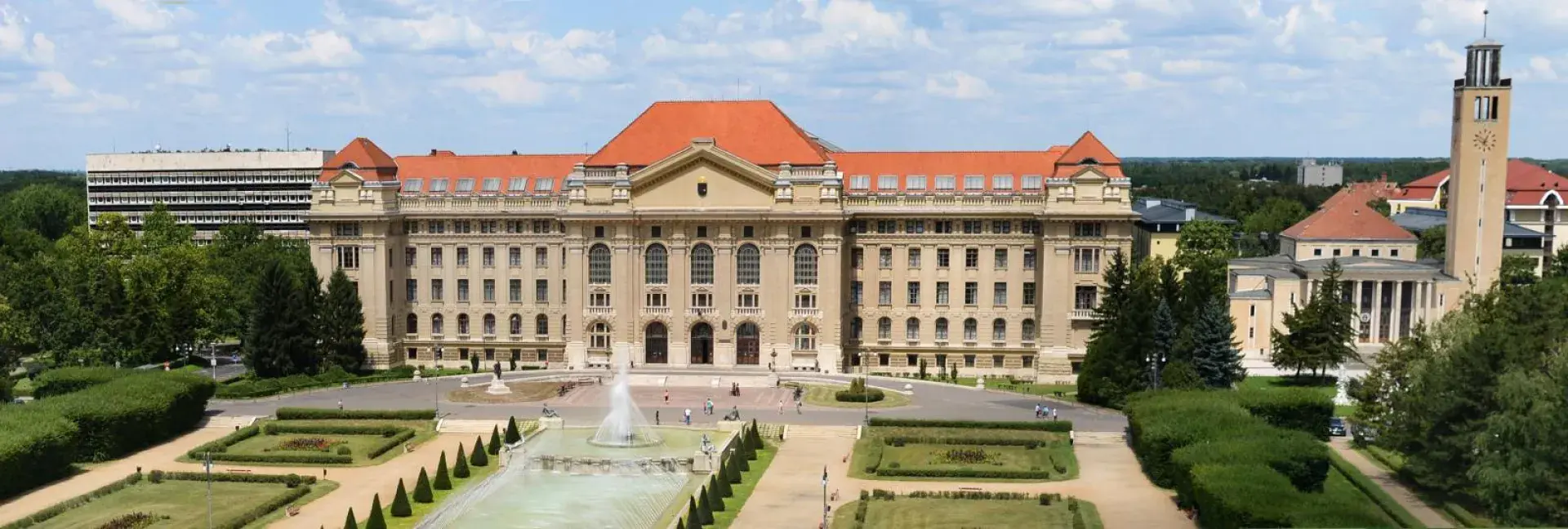 Slider 0 főépület